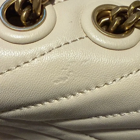 Tory Burch Small Cream Kira Chevron Leather Shoulder Bag - Picture 15 of 16